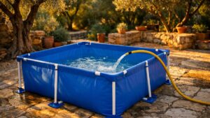 Il monte une piscine hors-sol de 15 m² dans son jardin de Montpellier : en octobre, un avis de taxe arrive dans la boîte aux lettres